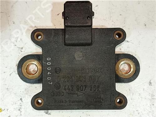 Used Electronic module AUDI 80 B2 Saloon (811, 813, 814, 819, 853) 1.3 (60 hp) 23907807