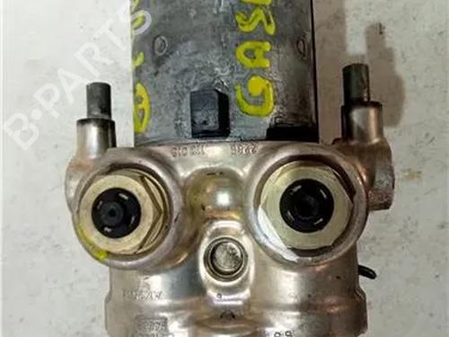 Used ABS pump MERCEDES-BENZ E-CLASS (W210) E 220 D (210.004) (95 hp) 23930392