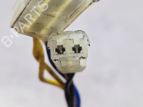 Right mirror HYUNDAI SANTAMO 2.0 16V 4x4 | BP30527505C27 