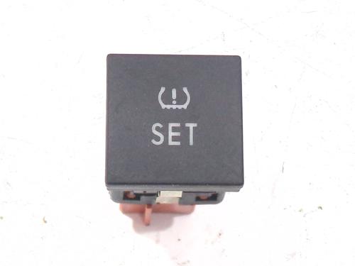 Used Switch Switch VW POLO V (6R1, 6C1) 1.6 TDI (90 hp) 34434622 34434622