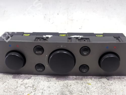 Used Climate control Climate control OPEL SIGNUM Hatchback (Z03) 3.0 V6 CDTI (F48) (177 hp) 39951114 39951114