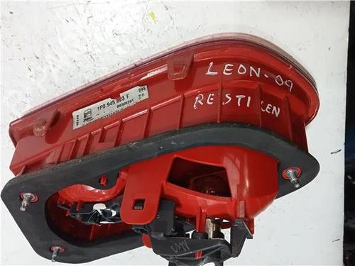 Left taillight SEAT LEON (1P1) 2.0 TDI 16V | BP23917073C34 