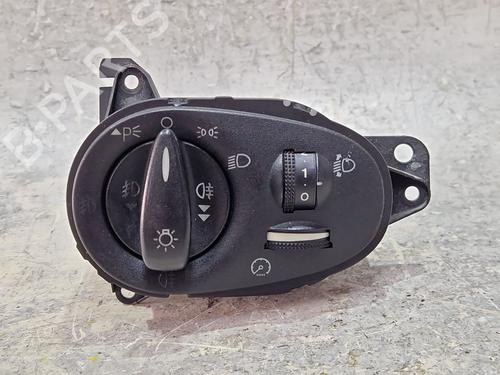 Comando luci FORD FOCUS I (DAW, DBW) 1.6 16V (100 hp) 29885106