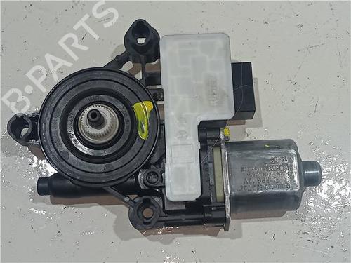 Used Right rear window motor SEAT LEON (5F1) 2.0 TDI (184 hp) 23922652