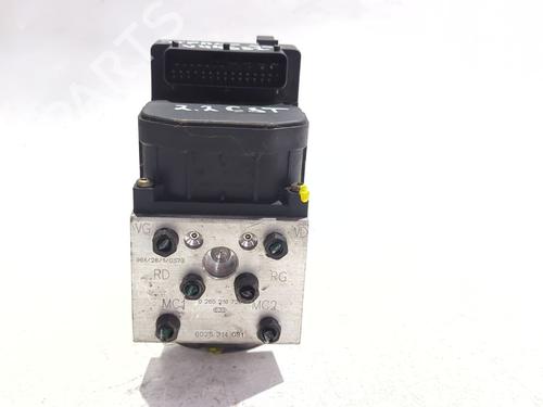 Pompe ABS RENAULT ESPACE III (JE0_) 2.2 12V TD (JE0E, JE0H, JE0P) (113 hp) 31869213