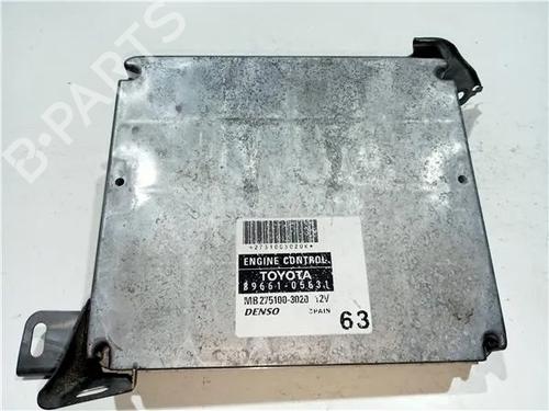 Used Electronic module TOYOTA AVENSIS Estate (_T25_) 2.0 VVT-i (AZT250_, AZT250R) (147 hp) 23910664