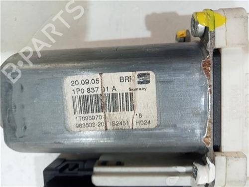 Left front window motor SEAT LEON (1P1) 2.0 TDI 16V | BP23910696E21 