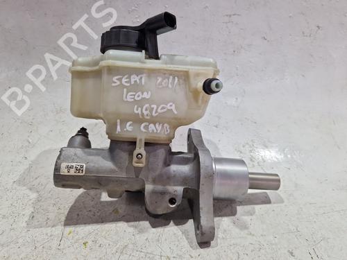 Used Brake master cylinder Brake master cylinder SEAT LEON (1P1) 1.6 TDI (90 hp) 32722410 32722410