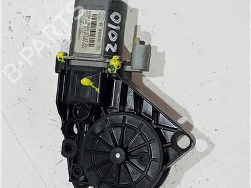Used Left front window motor HYUNDAI i30 (FD) 1.6 (116 hp) 23920820