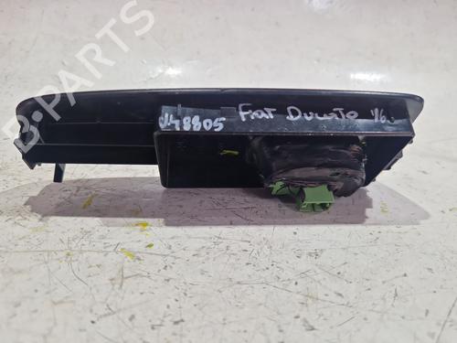 Right front window switch FIAT DUCATO Van (250_) 130 Multijet 2,3 D | BP36561566I26 - Image 3