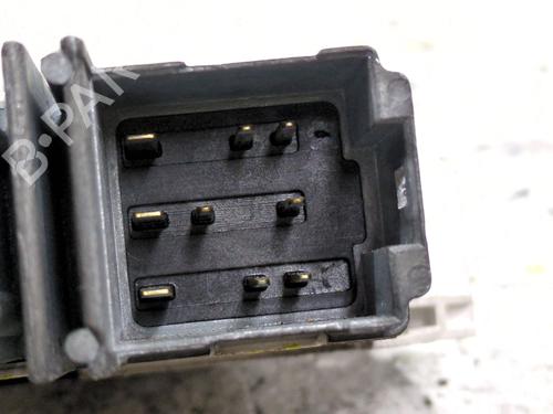 Warning switch FORD FOCUS I (DAW, DBW) 1.8 DI / TDDi | BP33704076I22 - Image 4