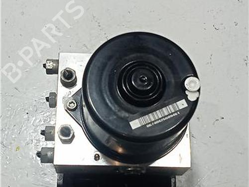 Used ABS pump BMW 3 (E90) 325 i (218 hp) 23914120