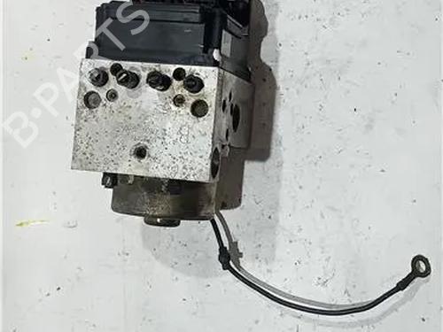 Used ABS pump NISSAN X-TRAIL I (T30) 2.2 dCi 4x4 (136 hp) 23920977