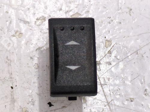 right-front-window-switch-ford-mondeo-iii-b5y-2000-2001-2002-2003-2004-2005-2006-2007-34156110 main image