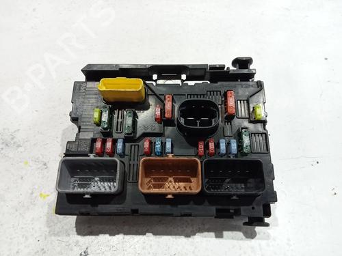 Used Fuse box PEUGEOT 307 SW (3H) 1.6 HDI 110 (109 hp) 29271086