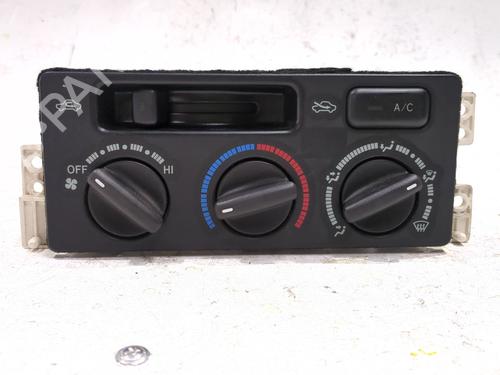 Used Climate control TOYOTA AVENSIS (_T22_) 2.0 TD (CT220_, CT220R) (90 hp) 32844355