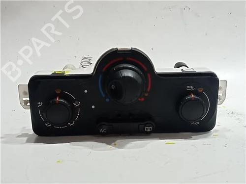 AC Styreenhet / Manøvreringsenhet RENAULT CLIO III Grandtour (KR0/1_) 1.2 16V (KR0P) (101 hp) 23914503