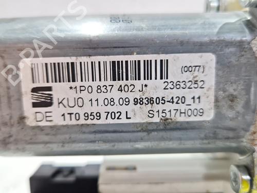Right front window motor SEAT LEON (1P1) 1.9 TDI | BP30962296E20