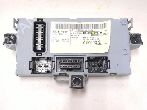 Zekeringkast FIAT PUNTO (176_) 1.2 16V (86 hp) 25710771