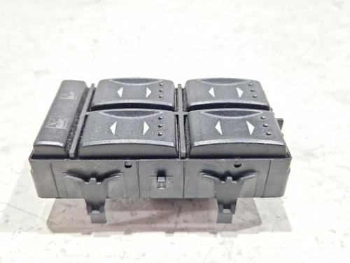 Used Left front window switch FORD MONDEO III (B5Y) 2.0 TDCi (130 hp) 29876255