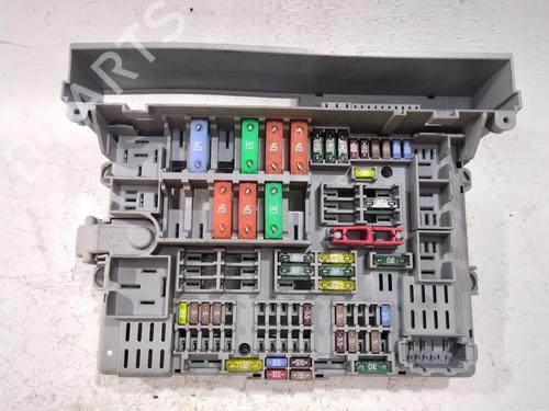 Used Fuse box BMW 3 (E90) 318 d (122 hp) 28530083