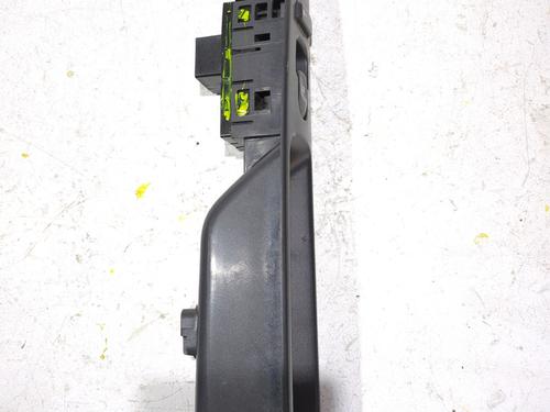 Right front window switch VOLVO V40 Estate (645) 1.9 DI | BP23926594I26 