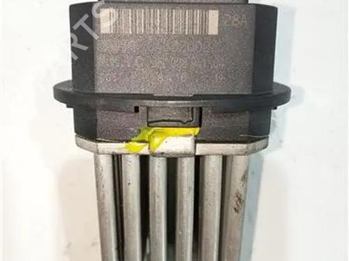 Used Heater resistor PEUGEOT 407 (6D_) 2.0 HDi 135 (6DRHRH, 6DRHRE, 6DRHRG, 6DRHRJ) (136 hp) 24967898