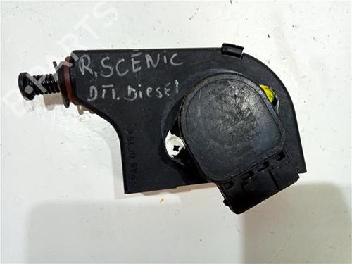 Used Pedal RENAULT SCÉNIC I MPV (JA0/1_, FA0_) 1.9 dCi (JA05, JA1F) (102 hp) 23909466