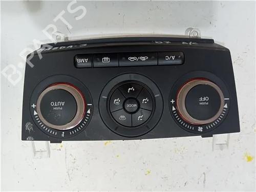 AC Styreenhet / Manøvreringsenhet MAZDA 3 Saloon (BK) 2.0 MZR-CD (BK12) (143 hp) 23932853