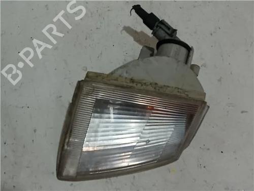 Intermitente delantero derecho RENAULT CLIO I (B/C57_, 5/357_) 1.2 (B/C/S57A, B/C57S, 5/357F, 5/357J, 5/357L, 5/357R) (58 hp) 23920111
