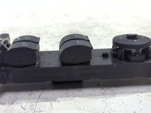 Left front window switch FORD FOCUS II (DA_, HCP, DP) 2.0 TDCi | BP39956433I27 - Image 2