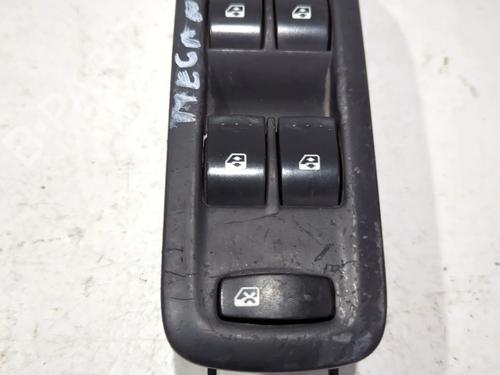 Interrupteur de vitre avant gauche RENAULT MEGANE I (BA0/1_) 1.9 dCi (BA05, BA1F) (102 hp) 24199017