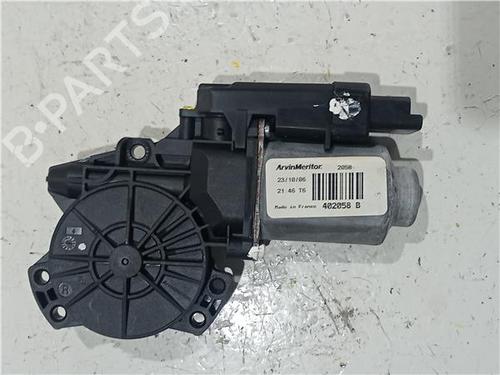Used Right rear window motor KIA CEED Sportswagon (CD) 1.4 T-GDI (140 hp) 25616876