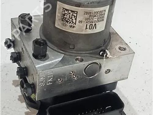 Used ABS pump HYUNDAI i40 I (VF) 1.7 CRDi (116 hp) 23920078