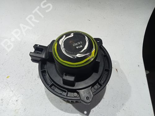 Used Heater blower motor LAND ROVER 88/109 MK III Open Off-Road Vehicle 2.3 D 4x4 (63 hp) 23925803