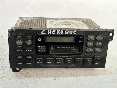 Radio JEEP GRAND CHEROKEE II (WJ, WG) 3.1 TD 4x4 (140 hp) 23910086