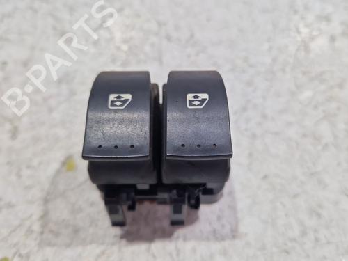 Used Left front window switch Left front window switch RENAULT MEGANE II (BM0/1_, CM0/1_) 1.9 dCi (BM0G, CM0G) (120 hp) 32697787 32697787