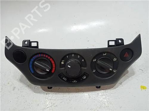 Used Climate control CHEVROLET AVEO / KALOS Saloon (T200) 1.4 (94 hp) 23916216