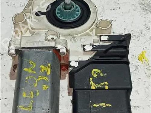 Left rear window motor SEAT LEON (1M1) 1.9 TDI | BP23912988E23