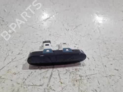 switch-nissan-juke-f15-2010-2011-2012-2013-2014-2015-2016-2017-2018-2019-36561494 main image