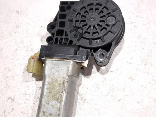 Right rear window motor KIA CERATO I Saloon (LD) 2.0 CRDi | BP24978588E22 