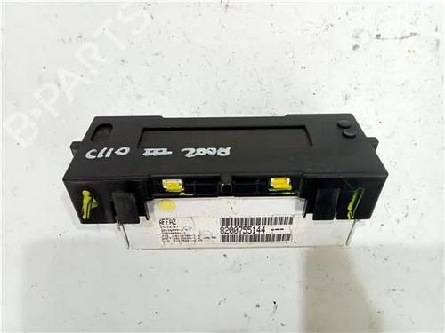 Airco bedieningspaneel RENAULT CLIO III Grandtour (KR0/1_) 1.2 16V (KR0P) (101 hp) 23931507