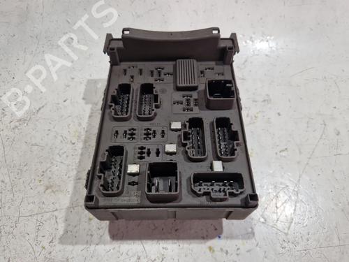 Used Fuse box Fuse box RENAULT MEGANE II (BM0/1_, CM0/1_) [2001-2012] 36185432 36185432