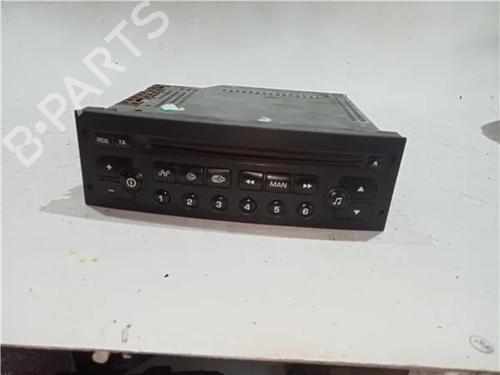 Sistema audio PEUGEOT 206 Hatchback (2A/C) 1.4 HDi eco 70 (68 hp) 23917963
