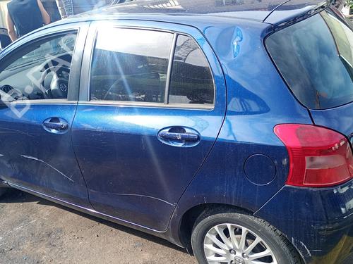 Brugte TOYOTA YARIS (_P9_) 1.4 D-4D (NLP90_, NLP90R) 4995043