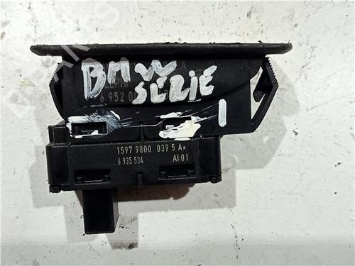 Used Right rear window switch BMW 1 (E81) 118 i (143 hp) 23907718