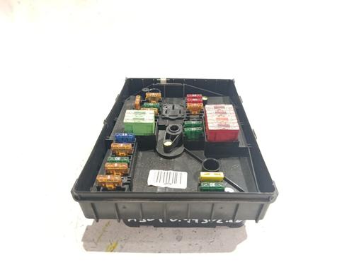 fuse-box-audi-a3-8p1-2003-2004-2005-2006-2007-2008-2009-2010-2011-2012-2013-38873270 main image