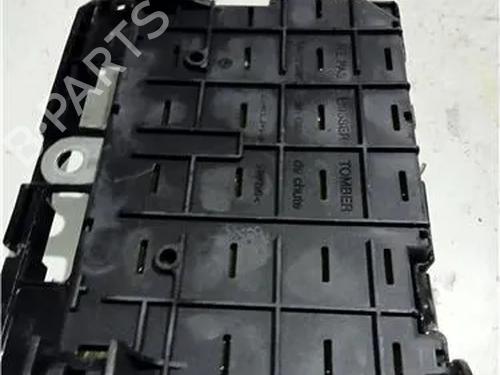 Fuse box PEUGEOT 206 SW (2E/K) 1.4 | BP23924618E1 