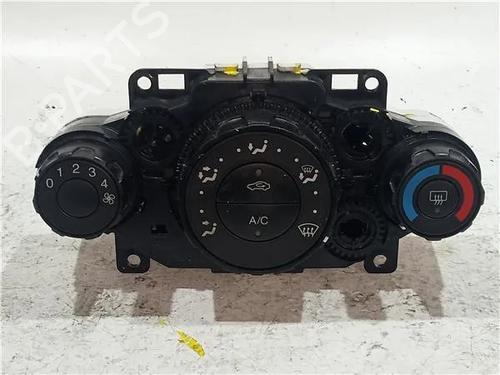 Commande Chauffage FORD FIESTA VI (CB1, CCN) 1.6 TDCi (90 hp) 23913238
