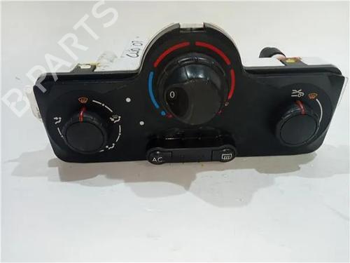 AC-Styringsenhed/Manøvreenhed RENAULT CLIO III Grandtour (KR0/1_) 1.2 16V (KR0P) (101 hp) 23932626